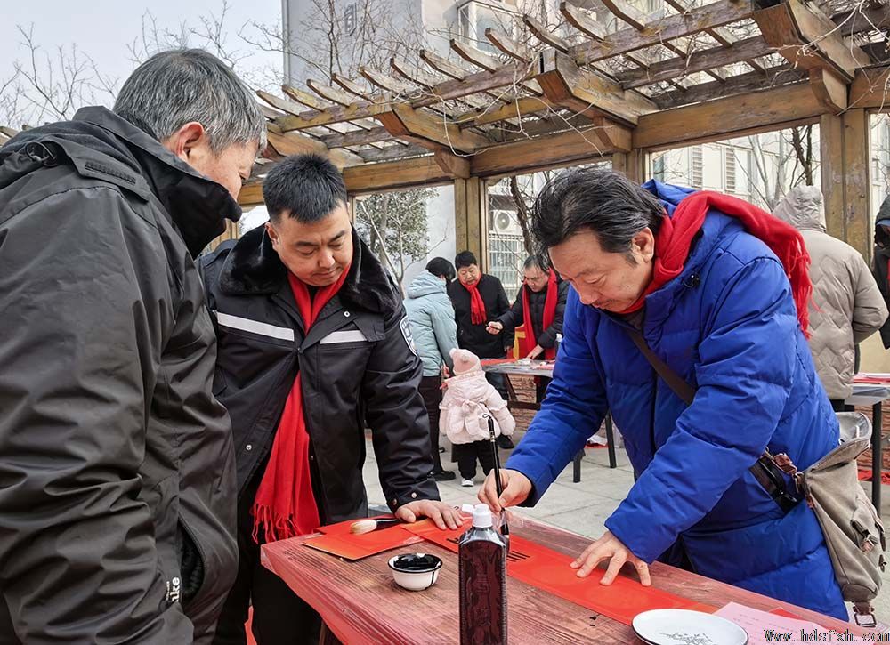 ������Э����ӭ���������߽������������³�