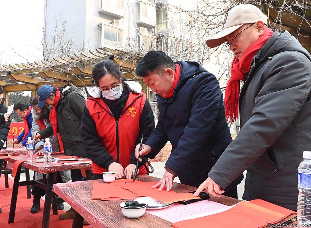 ������Э����ӭ���������߽������������³�