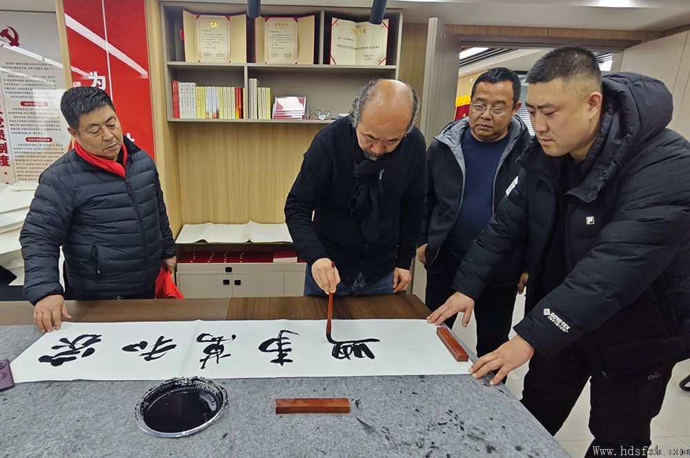 ������Э����ӭ���������߽������������³�