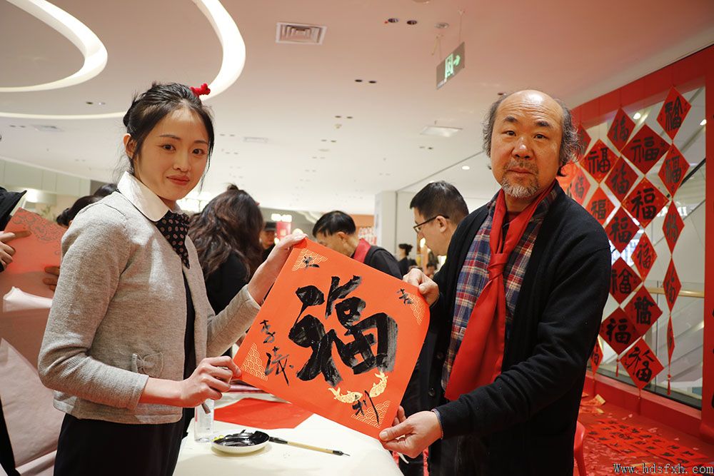 ������Э���´��ر��ж�-��ӭ�����߽����㳡