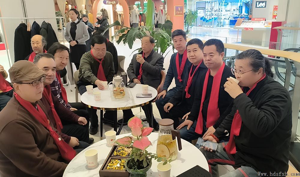 ������Э���´��ر��ж�-��ӭ�����߽����㳡