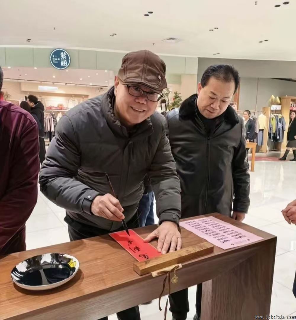 ������Э���´��ر��ж�-��ӭ�����߽����㳡