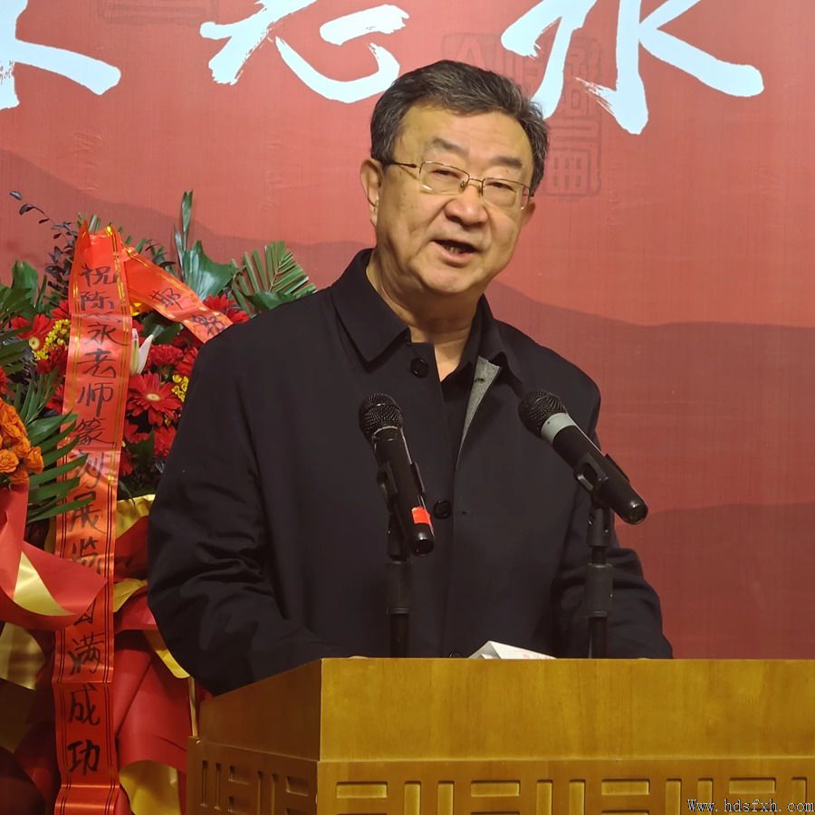 ���»���������ʷ����׭��չ���ں���������¡�ؿ�Ļ