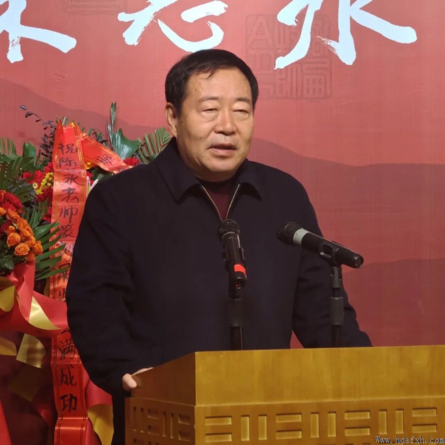 ���»���������ʷ����׭��չ���ں���������¡�ؿ�Ļ